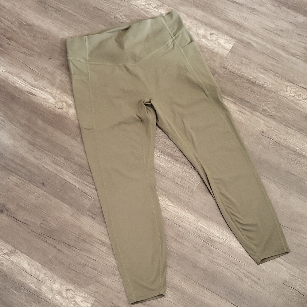 Halara Green High-Waisted Leggings